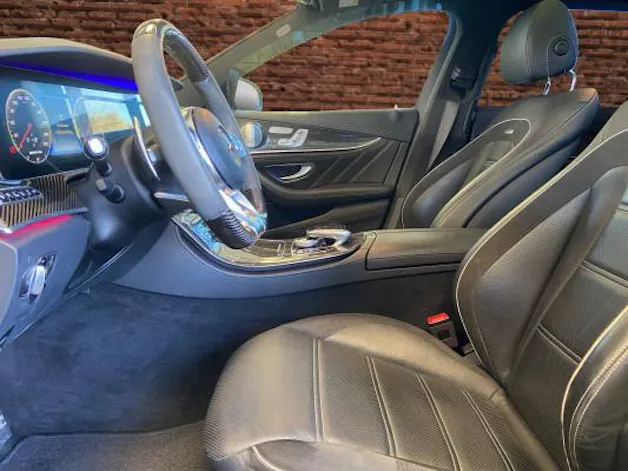 MERCEDES-BENZ E 63 AMG S 4 Matic