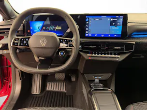RENAULT Clio 1.8 E-Tech techno