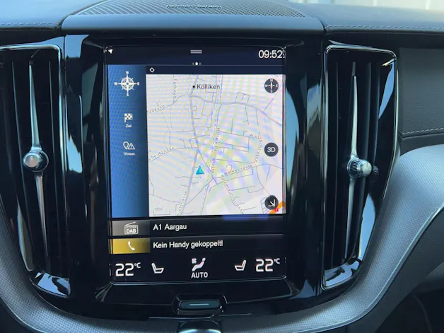 VOLVO XC60 B6 Benzin Mild Hybrid AWD R-Design Geartronic