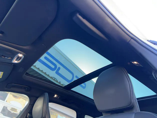 VOLVO XC60 B6 Benzin Mild Hybrid AWD R-Design Geartronic