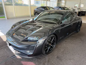 PORSCHE Taycan GTS | CH Swiss | Carbon | LED-Matrix | InnoDrive | 21" | 5 Sitzer | Panorama | PORSCHE GARANTIE |