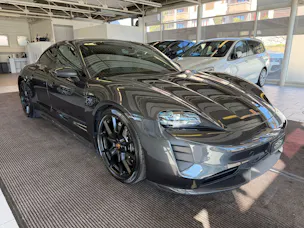 PORSCHE Taycan GTS | CH Swiss | Carbon | LED-Matrix | InnoDrive | 21" | 5 Sitzer | Panorama | PORSCHE GARANTIE |