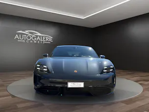 PORSCHE Taycan GTS | CH Swiss | Carbon | LED-Matrix | InnoDrive | 21" | 5 Sitzer | Panorama | PORSCHE GARANTIE |