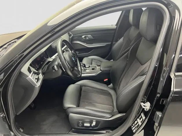 BMW 320d xDrive48VTouring MS