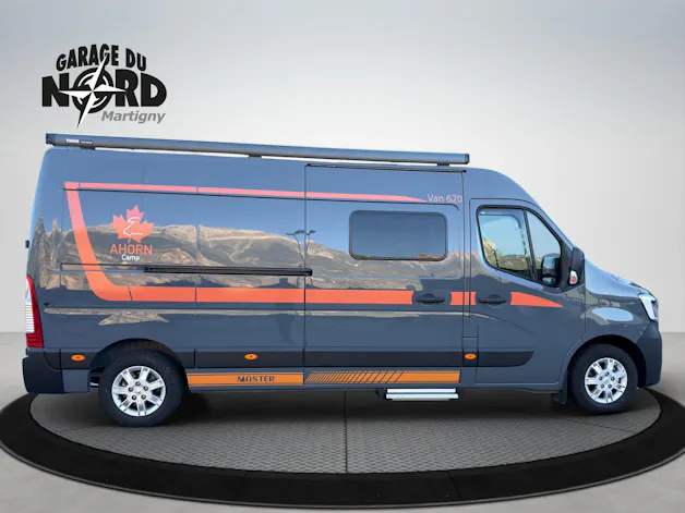 RENAULT Ahron VAN 620