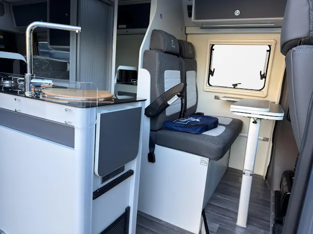 RENAULT Ahron VAN 620