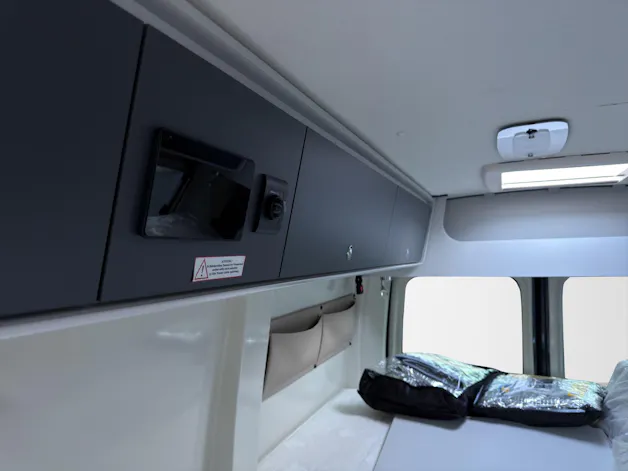 RENAULT Ahron VAN 620