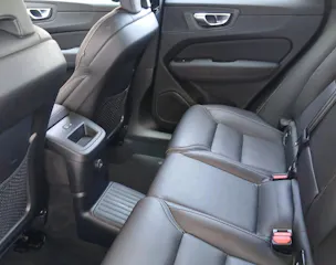 VOLVO XC60 2.0 T6 TE Plus Dark eAWD