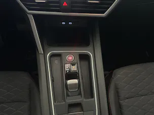 SEAT Leon 1.5 eTSI mHEV DSG Hola FR