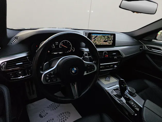 BMW 530d xDrive Pure M Sport Edition Steptronic
