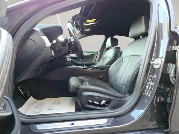BMW 530d xDrive Pure M Sport Edition Steptronic