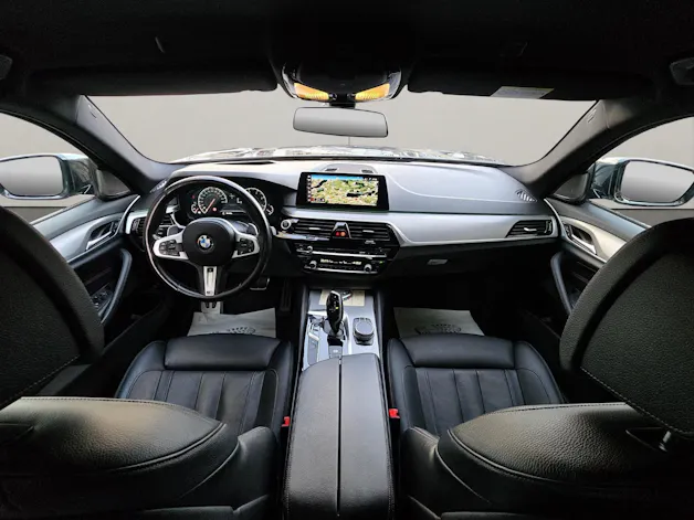 BMW 530d xDrive Pure M Sport Edition Steptronic