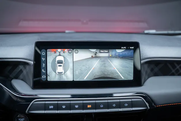 MG 3 1.5 Hybrid Luxury / 360°Kamera / Sitzheizung / Teilleder