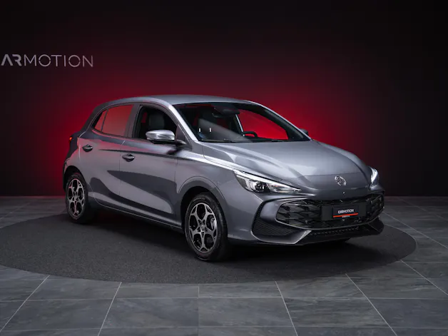 MG 3 1.5 Hybrid Luxury / 360°Kamera / Sitzheizung / Teilleder