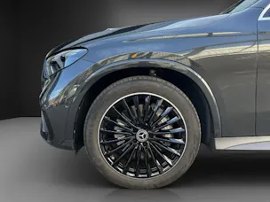 MERCEDES-BENZ GLC 300 4Matic 9G-Tronic