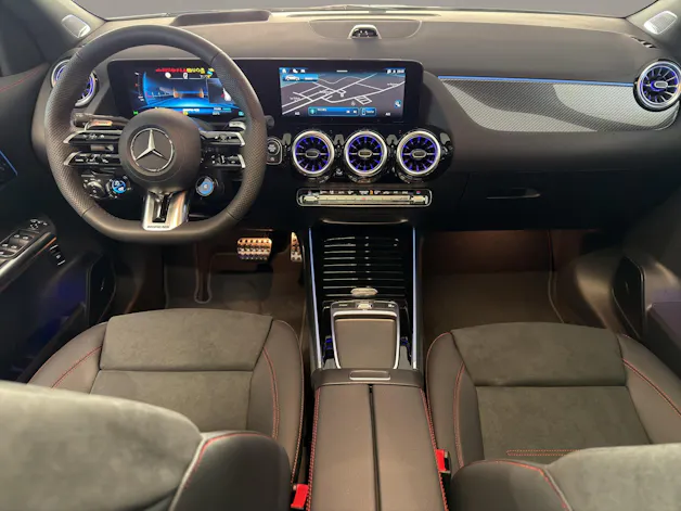 MERCEDES-BENZ GLA AMG 35 4Matic 8G-DCT