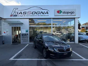 SKODA Octavia Combi 1.5 TSI Soleil DSG