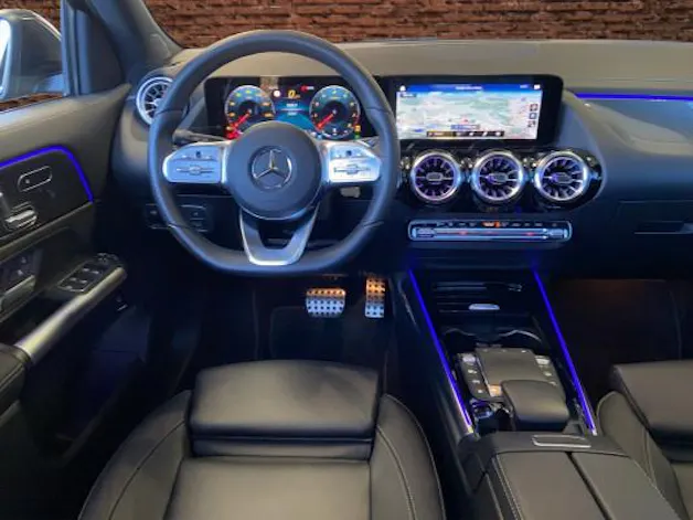 MERCEDES-BENZ GLA 250 4Matic 8G-DCT