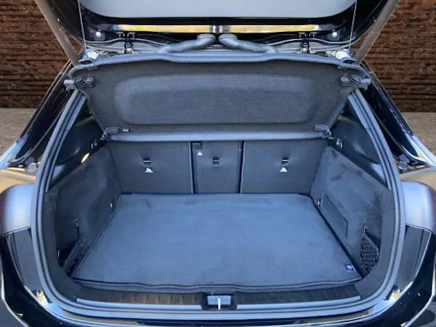 MERCEDES-BENZ GLA 250 4Matic 8G-DCT