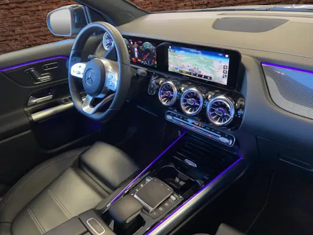 MERCEDES-BENZ GLA 250 4Matic 8G-DCT