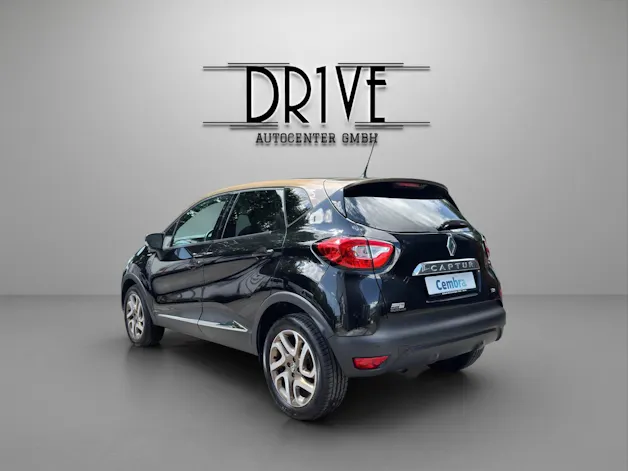 RENAULT Captur 1.2 T 16V Iconic EDC