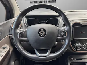 RENAULT Captur 1.2 T 16V Iconic EDC