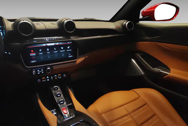 FERRARI Portofino M