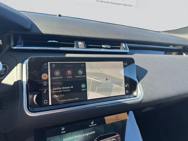 Land Rover Range Rover Velar R-Dynamic D 200 SE Automatic Black