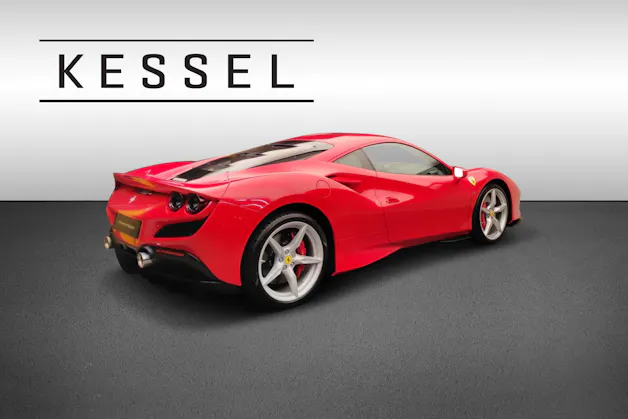 FERRARI F8 Tributo