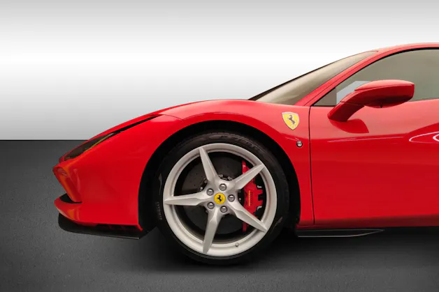 FERRARI F8 Tributo