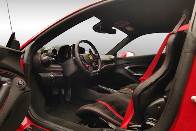 FERRARI F8 Tributo