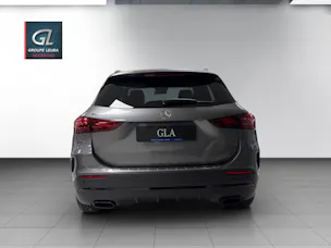 MERCEDES-BENZ GLA 200 Night Star 7G-DCT