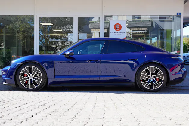 PORSCHE Taycan 4S