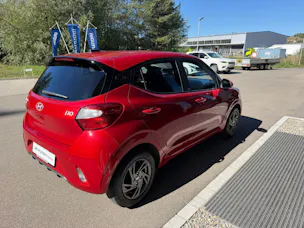 HYUNDAI i10 1.2 Amplia Aut.