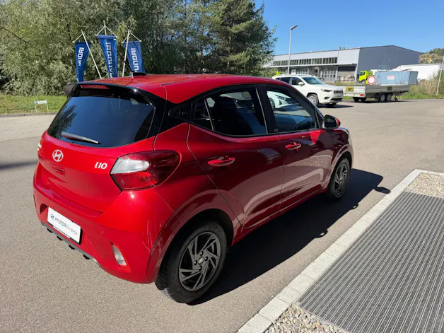 HYUNDAI i10 1.2 Amplia Aut.