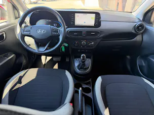 HYUNDAI i10 1.2 Amplia Aut.