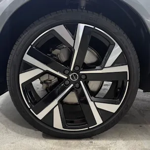 VOLVO XC60 2.0 T8 TE Black Edition e