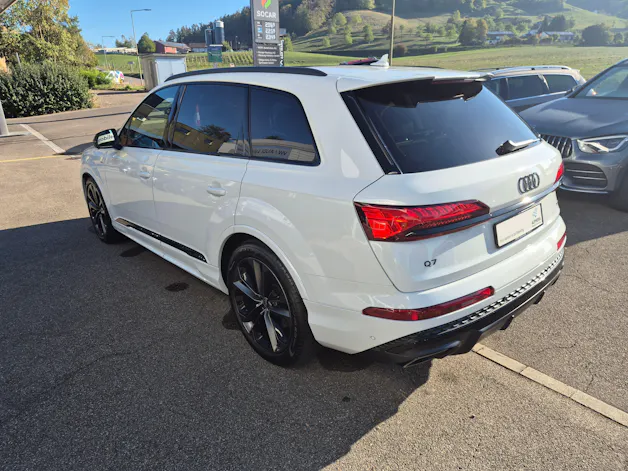 AUDI Q7 SUV TFSI quattro 250 kW S line tiptronic