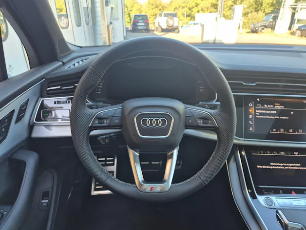 AUDI Q7 SUV TFSI quattro 250 kW S line tiptronic