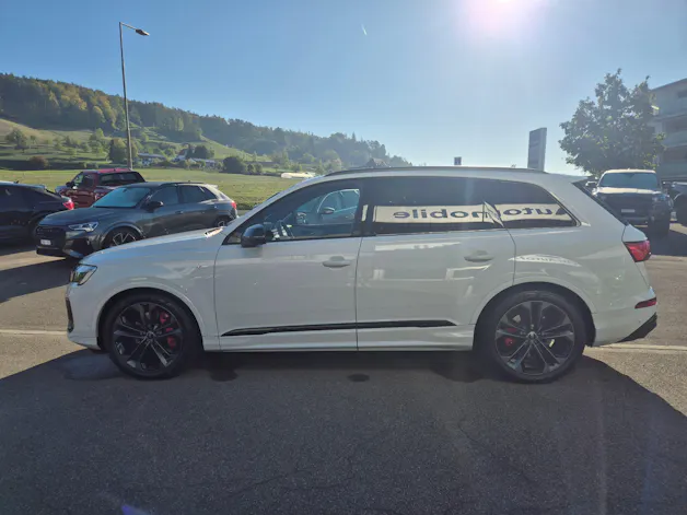 AUDI Q7 SUV TFSI quattro 250 kW S line tiptronic