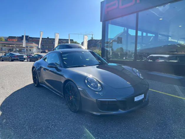 PORSCHE 911 Carrera 4 GTS PDK