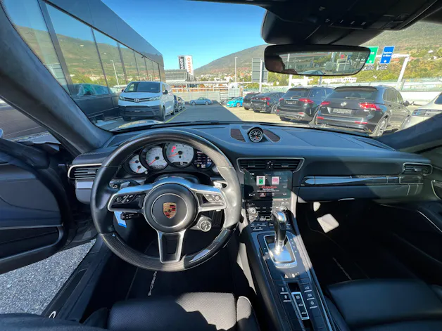 PORSCHE 911 Carrera 4 GTS PDK