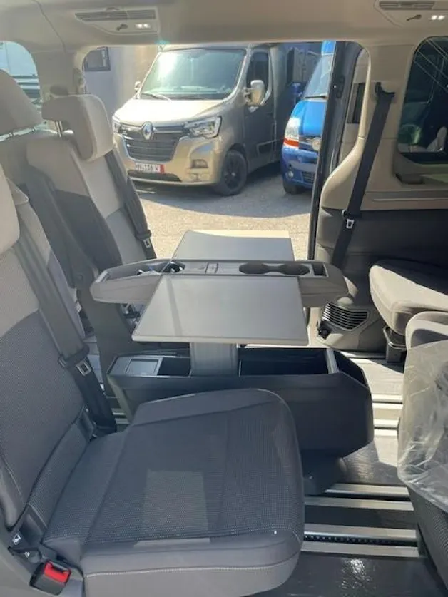 VW Multivan 2.0 TDI Life Edition DSG
