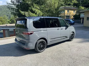 VW Multivan 2.0 TDI Life Edition DSG