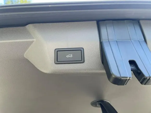 VW Multivan 2.0 TDI Life Edition DSG