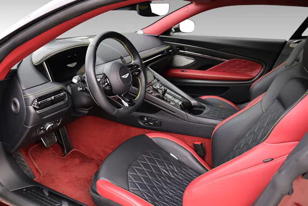 ASTON MARTIN DB12