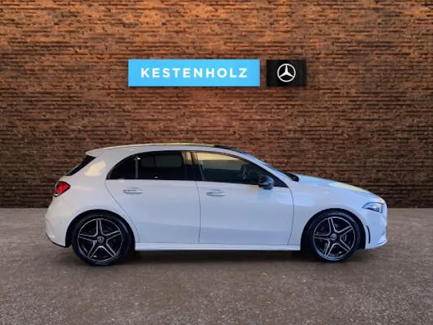 MERCEDES-BENZ A 200 AMG Line