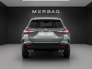 MERCEDES-BENZ GLA 220d 4Matic 8G-DCT