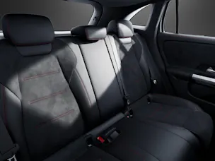 MERCEDES-BENZ GLA 220d 4Matic 8G-DCT
