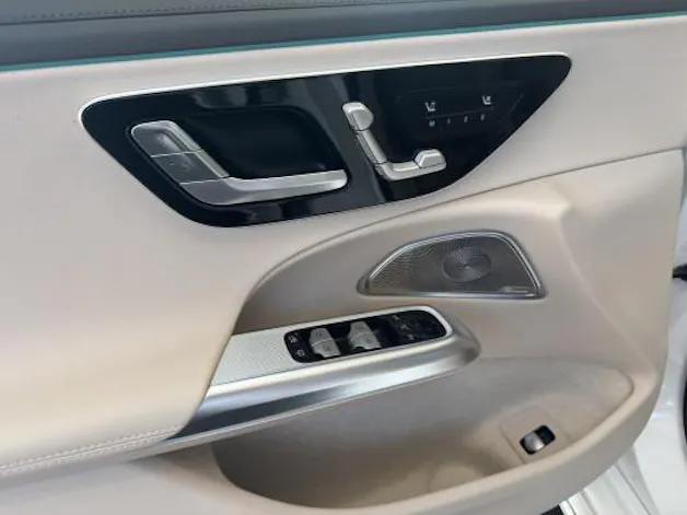 MERCEDES-BENZ E 220 d 4Matic